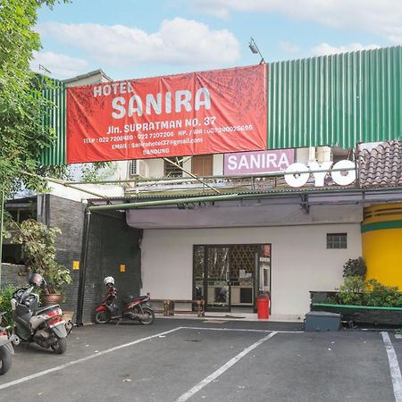 Collection O Hotel Sanira Bandung Exterior foto