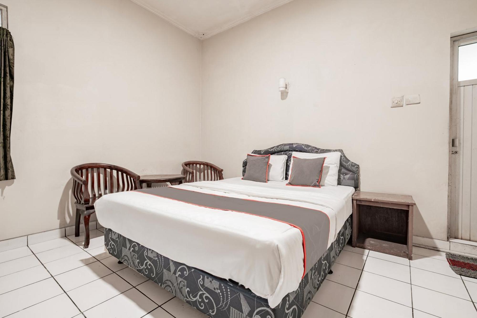 Collection O Hotel Sanira Bandung Exterior foto